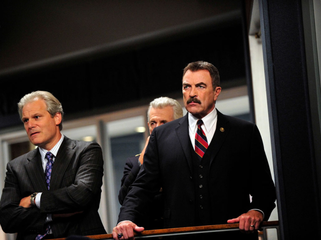 Blue Bloods show starring Tom Selleck and Donnie Wahlberg